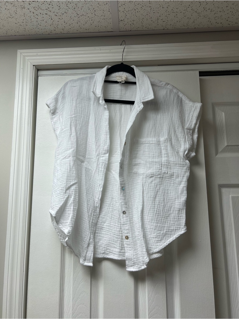 Joie White Short-Sleeve Button Down Shirt